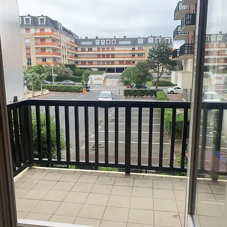 Apartamento Lumineux A 50m De La De Cabourg, Balcon, Parking Gratuit, 4 Pers. *